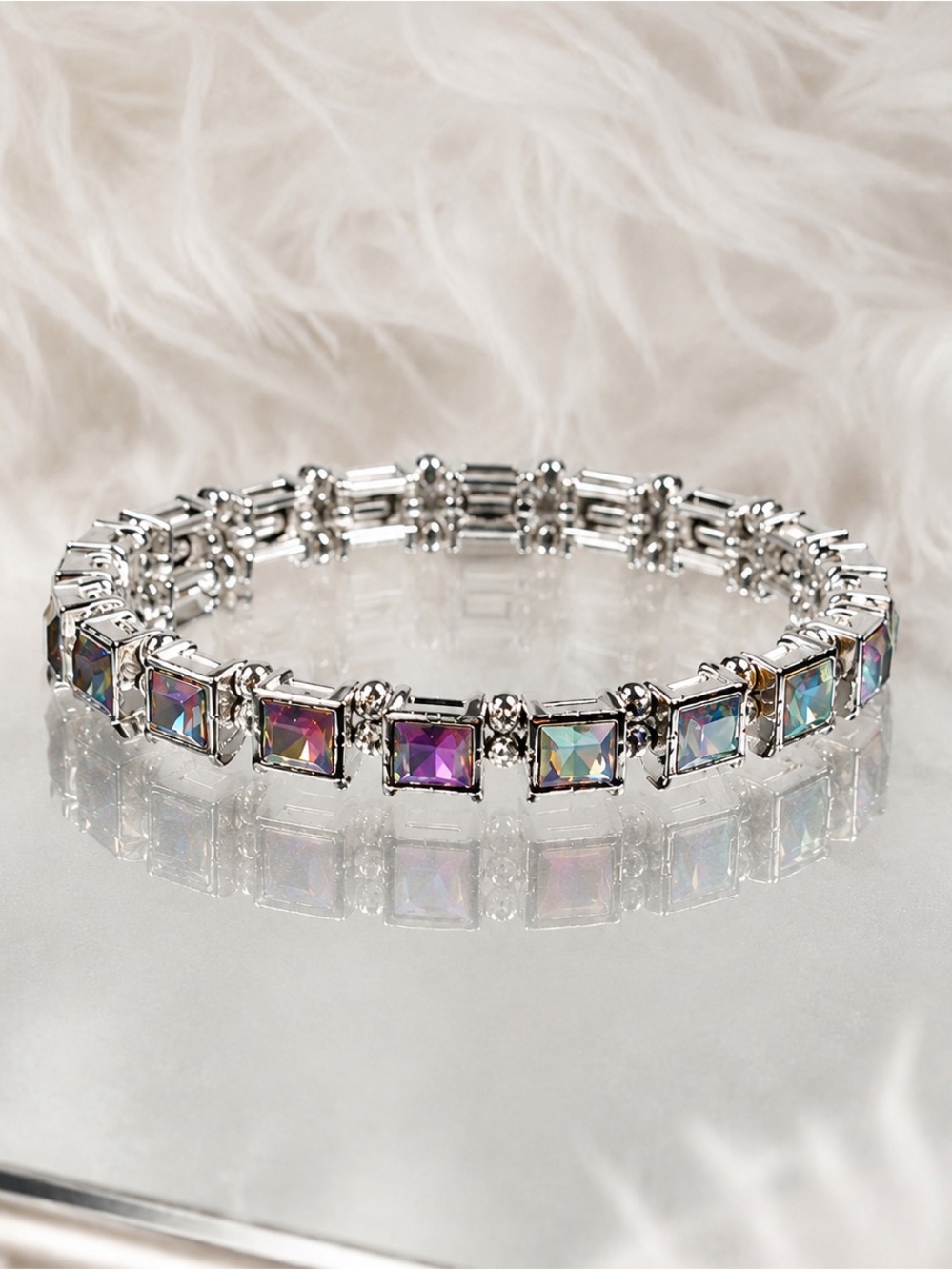 NWT | PAPARAZZI A GLAM Of Few Words Iridescent Rhinestone Bracelet – Stretch